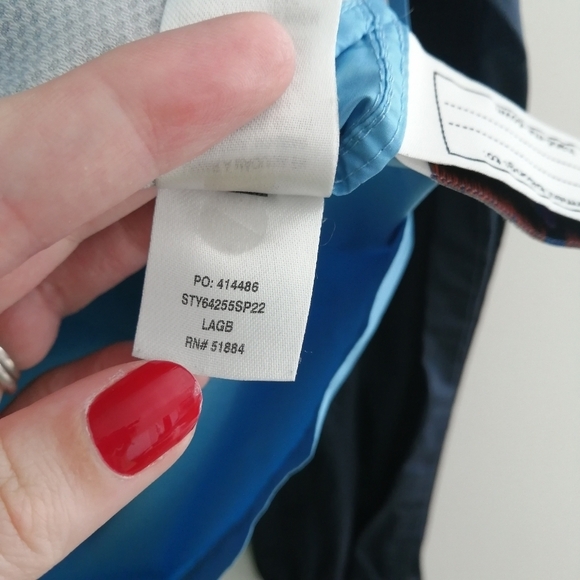 Patagonia Light Hooded Windbreaker Jacket Boy's Size XXL (Fits Woman's S/M) - Picture 13 of 16